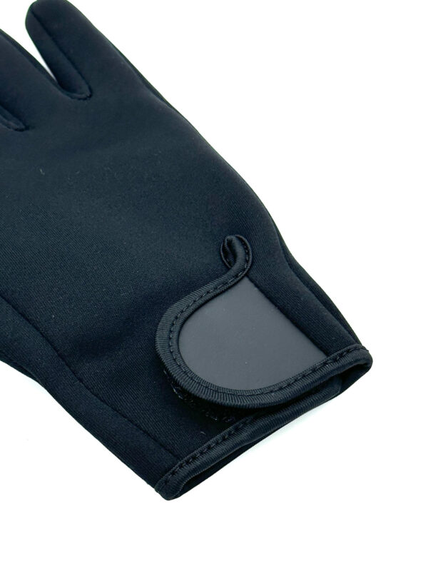 3mm耐磨止滑保暖潛水手套