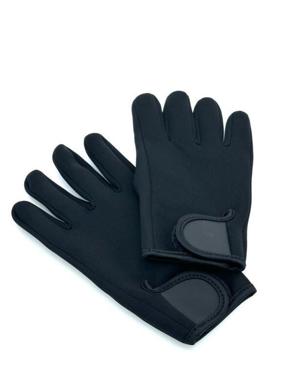 3mm耐磨止滑保暖潛水手套