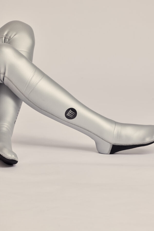 永恆美神｜極致2mm滑面防寒衣｜長襪套裝經典系列｜月光白銀